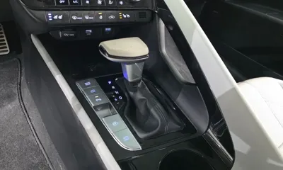 Hyundai Avante 2021, 93297 км, за 10174.61 USD - фото 9