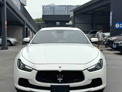 Maserati Ghibli 2016, 90000 км, за 13287.6 USD