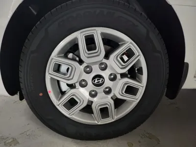 Hyundai Staria 2026, 1050 км, за 18514.67 USD - фото 18