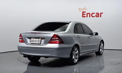 Mercedes-Benz C-Class 2007, 49642 км, за 6502.89 USD