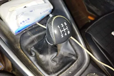 Ford Escort 2015, 83600 км, за 2880 USD - фото 14