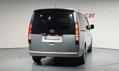 Hyundai Staria 2023, 168815 км, за 11487.46 USD