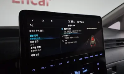Hyundai Staria 2023, 168815 км, за 11487.46 USD - фото 31