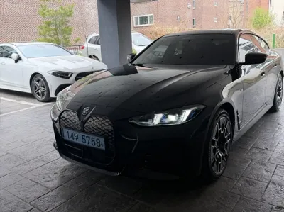 BMW i4 · 2025 год