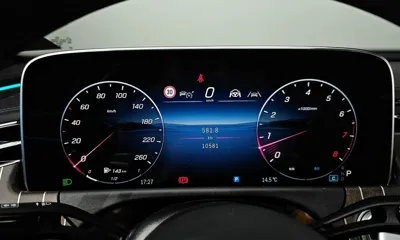 Mercedes-Benz E-Class 2024, 10581 км, за 46184.34 USD - фото 8