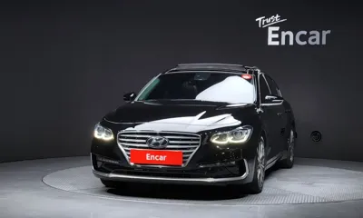 Hyundai Grandeur 2018, 109944 км, за 9715.11 USD