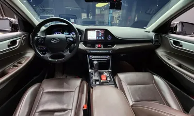 Hyundai Grandeur 2018, 109944 км, за 9641.7 USD - фото 7