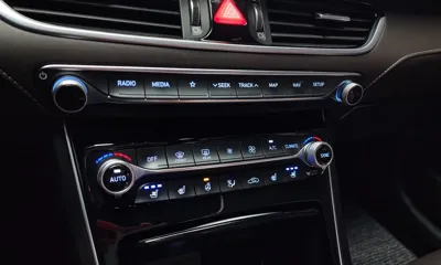 Hyundai Grandeur 2018, 109944 км, за 9641.7 USD - фото 17