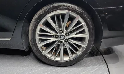 Hyundai Grandeur 2018, 109944 км, за 9641.7 USD - фото 21