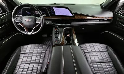 Cadillac Escalade 2023, 77359 км, за 56564.08 USD - фото 7