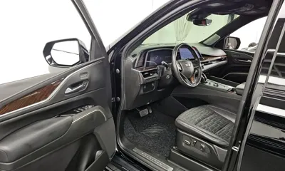 Cadillac Escalade 2023, 77359 км, за 56564.08 USD - фото 10