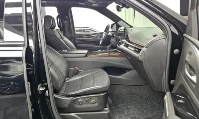 Cadillac Escalade 2023, 77359 км, за 56564.08 USD - фото 11