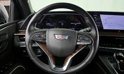 Cadillac Escalade 2023, 77359 км, за 56564.08 USD - фото 13