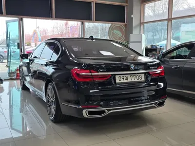 BMW 7-Series 2017, 202168 км, за 15688.59 USD