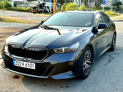 BMW 5-Series · 2024 год