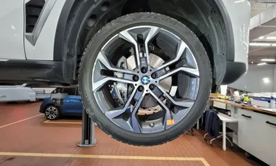 BMW X5 2025, 24386 км, за 57531.02 USD