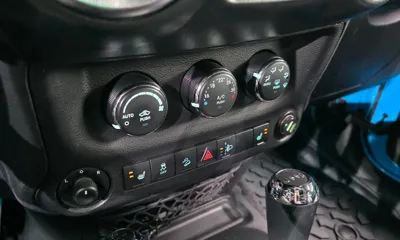 Jeep Wrangler 2017, 131894 км, за 16856.17 USD - фото 15