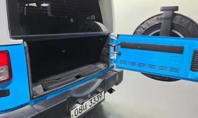 Jeep Wrangler 2017, 131894 км, за 16856.17 USD - фото 31