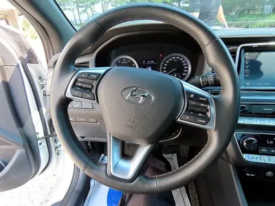 Hyundai Sonata 2019, 117380 км, за 8326.84 USD - фото 8