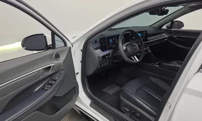 Hyundai Sonata 2024, 53476 км, за 16836.76 USD - фото 10