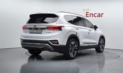 Hyundai Santafe 2019, 111849 км, за 14437.07 USD