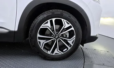 Hyundai Santafe 2019, 111849 км, за 14437.07 USD