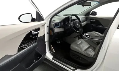 Kia Niro 2019, 123604 км, за 11831.24 USD - фото 10