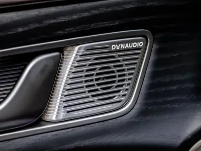 Denza Denza D9