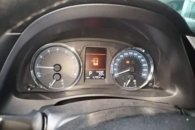 Toyota Corolla 2018, 67900 км, за 9093 USD - фото 14