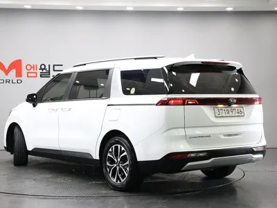 Kia Canival 2021, 153424 км, за 12026.26 USD