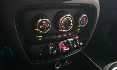 MINI Clubman 2019, 129731 км, за 6188.93 USD - фото 16