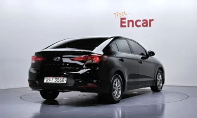 Hyundai Avante 2019, 68402 км, за 5710.91 USD