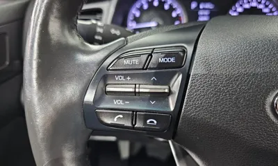 Hyundai Avante 2019, 68402 км, за 5665.17 USD - фото 17