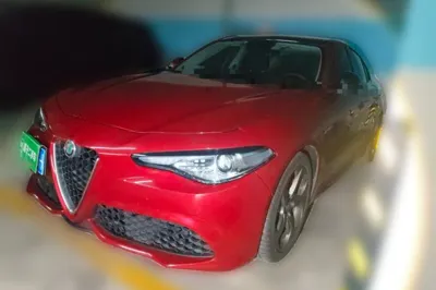 Alfa Romeo Giulia · 2017 год