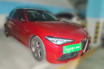 Alfa Romeo Giulia 2017, 189500 км, за 12354 USD