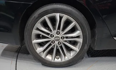 Hyundai Genesis 2015, 204890 км, за 4206.31 USD