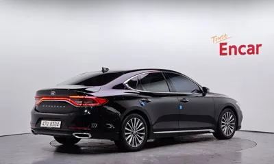 Hyundai Grandeur 2018, 190475 км, за 4552.36 USD