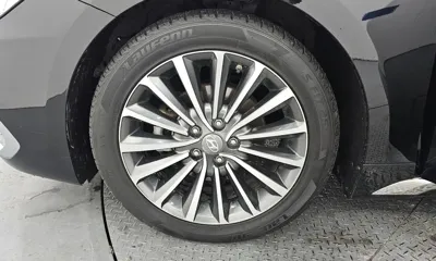 Hyundai Grandeur 2018, 190475 км, за 4552.36 USD