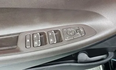 Hyundai Grandeur 2018, 190475 км, за 4552.36 USD - фото 17