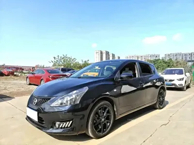 Nissan Tiida · 2011 год