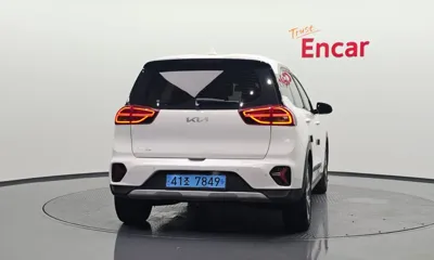Kia Niro 2023, 69216 км, за 65140.1 USD
