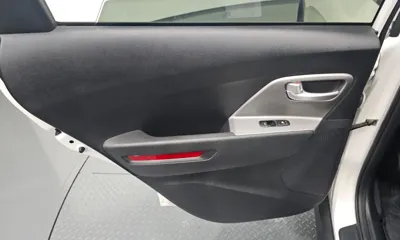 Kia Niro 2023, 69216 км, за 64705.95 USD - фото 25