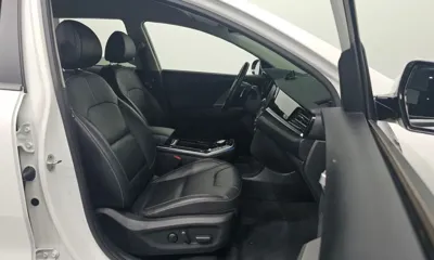 Kia Niro 2023, 69216 км, за 64705.95 USD - фото 26