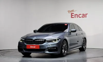 BMW 5-Series · 2018 год
