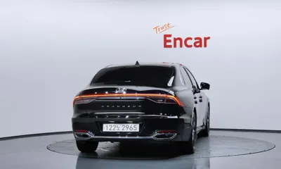 Hyundai Grandeur 2023, 71543 км, за 14404.11 USD