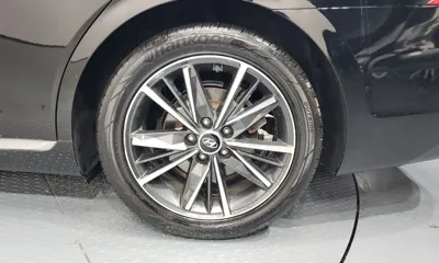 Hyundai Grandeur 2023, 71543 км, за 14404.11 USD