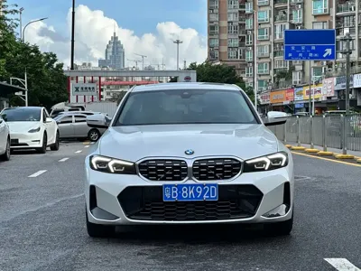BMW 3 Series 2024, 12000 км, за 27741.12 USD