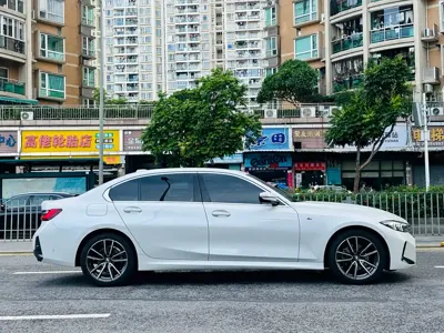BMW 3 Series 2024, 12000 км, за 27741.12 USD