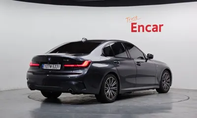 BMW 3-Series 2021, 92435 км, за 17841.1 USD