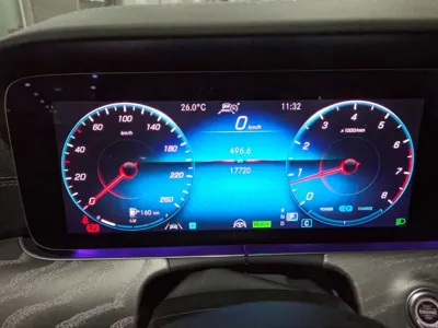 Mercedes-Benz E-Class 2022, 17720 км, за 35504.9 USD - фото 8